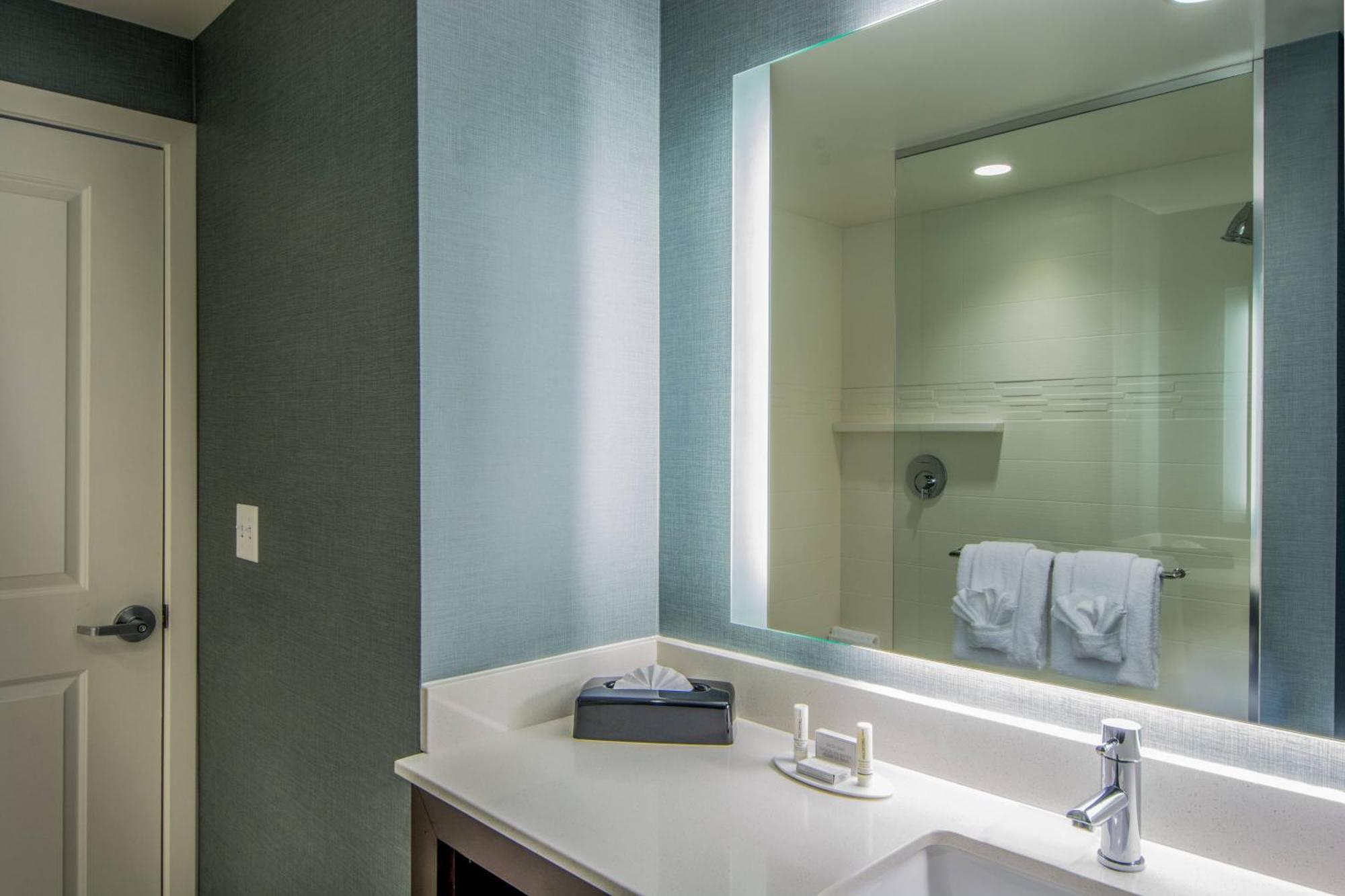 Residence Inn By Marriott Charlottesville Downtown Екстериор снимка