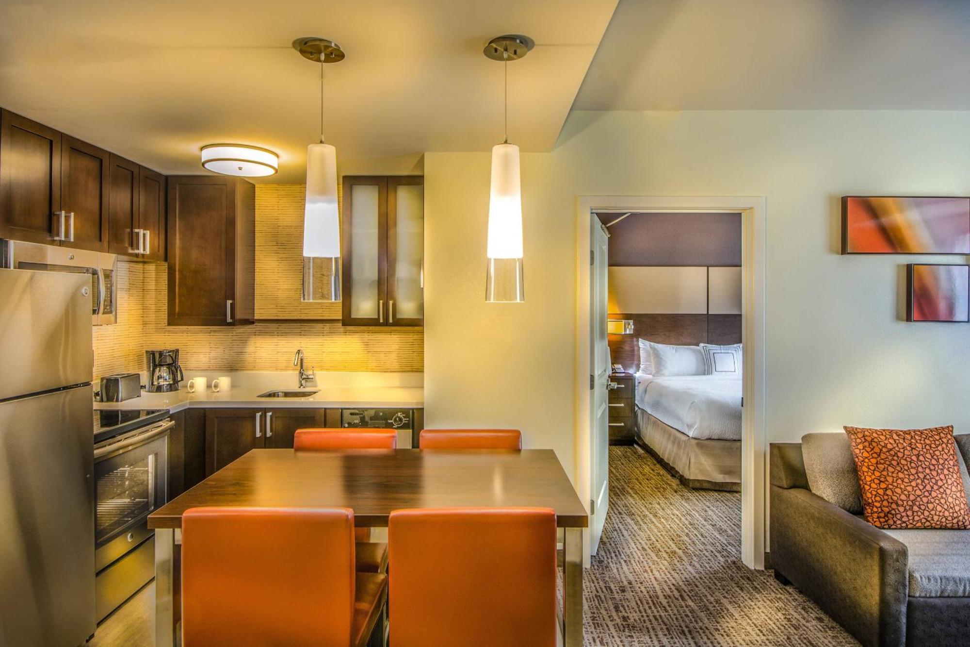 Residence Inn By Marriott Charlottesville Downtown Екстериор снимка