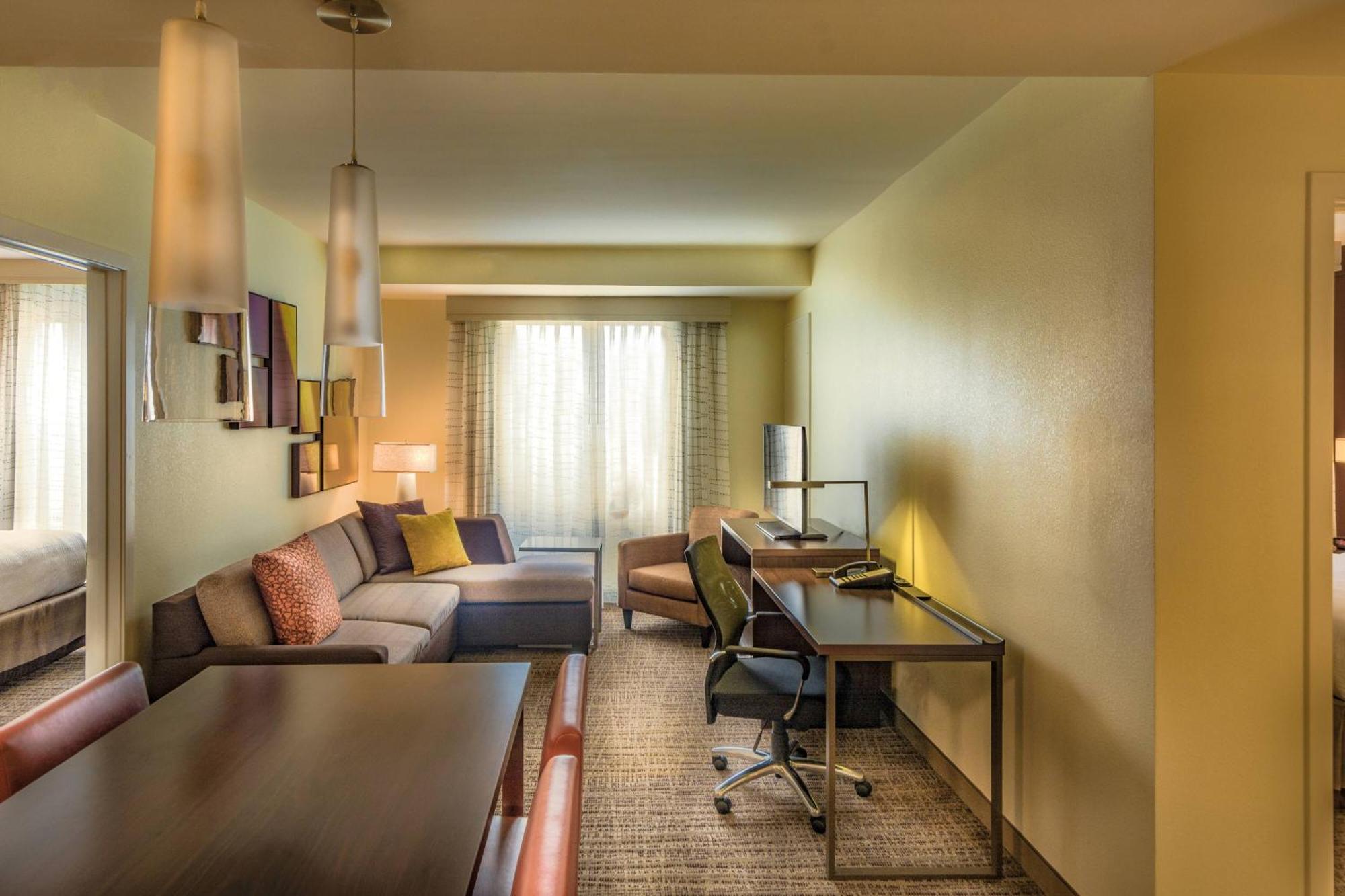 Residence Inn By Marriott Charlottesville Downtown Екстериор снимка