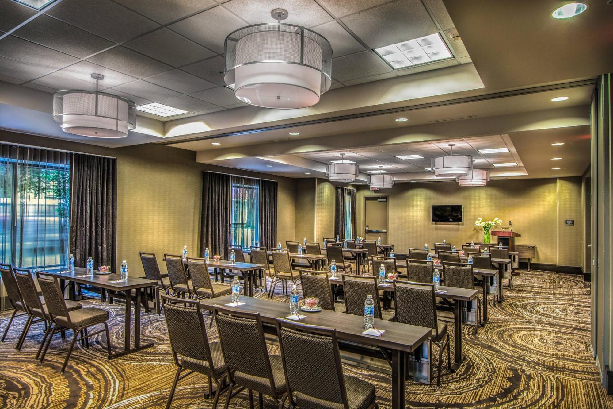 Residence Inn By Marriott Charlottesville Downtown Екстериор снимка