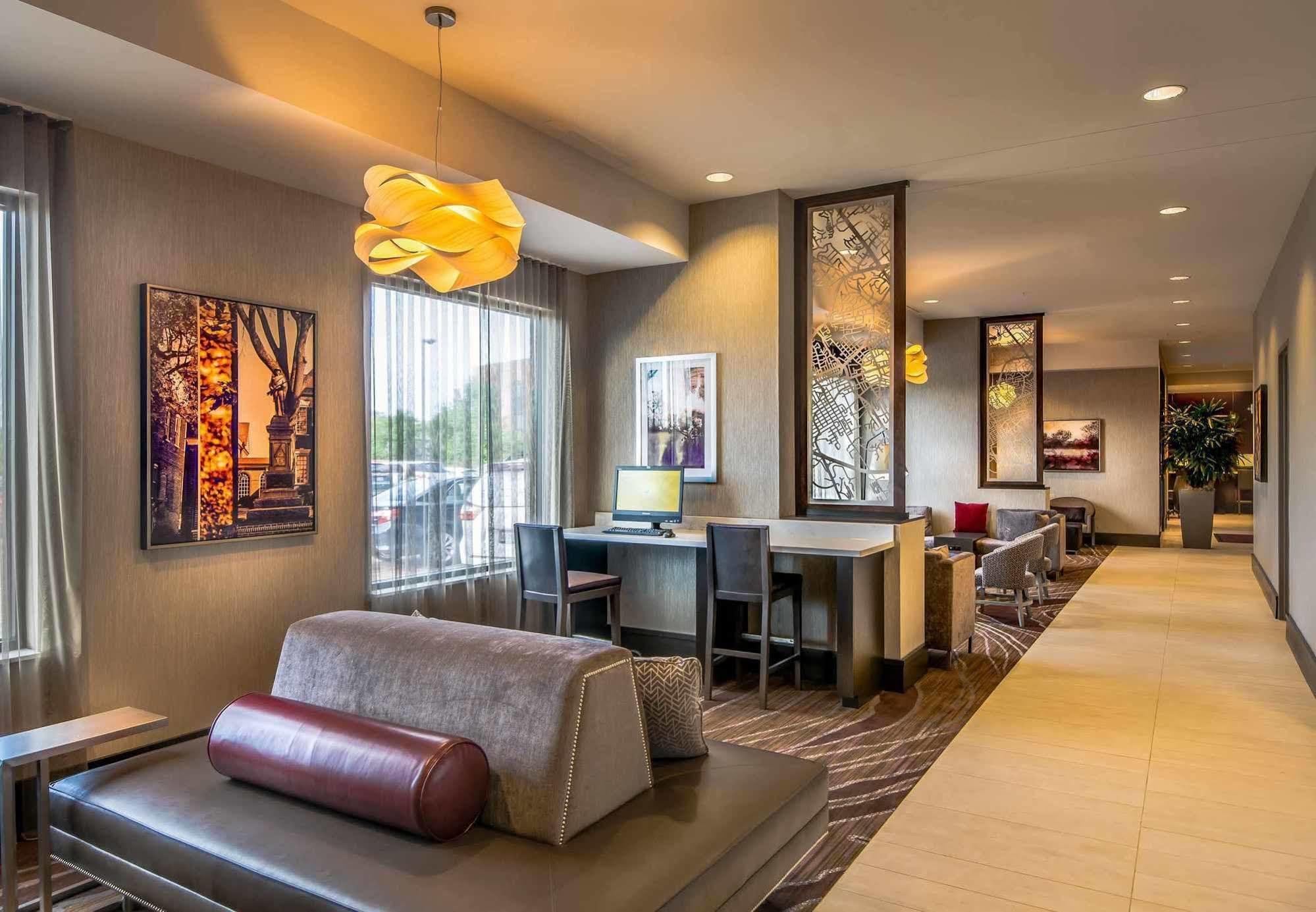Residence Inn By Marriott Charlottesville Downtown Екстериор снимка