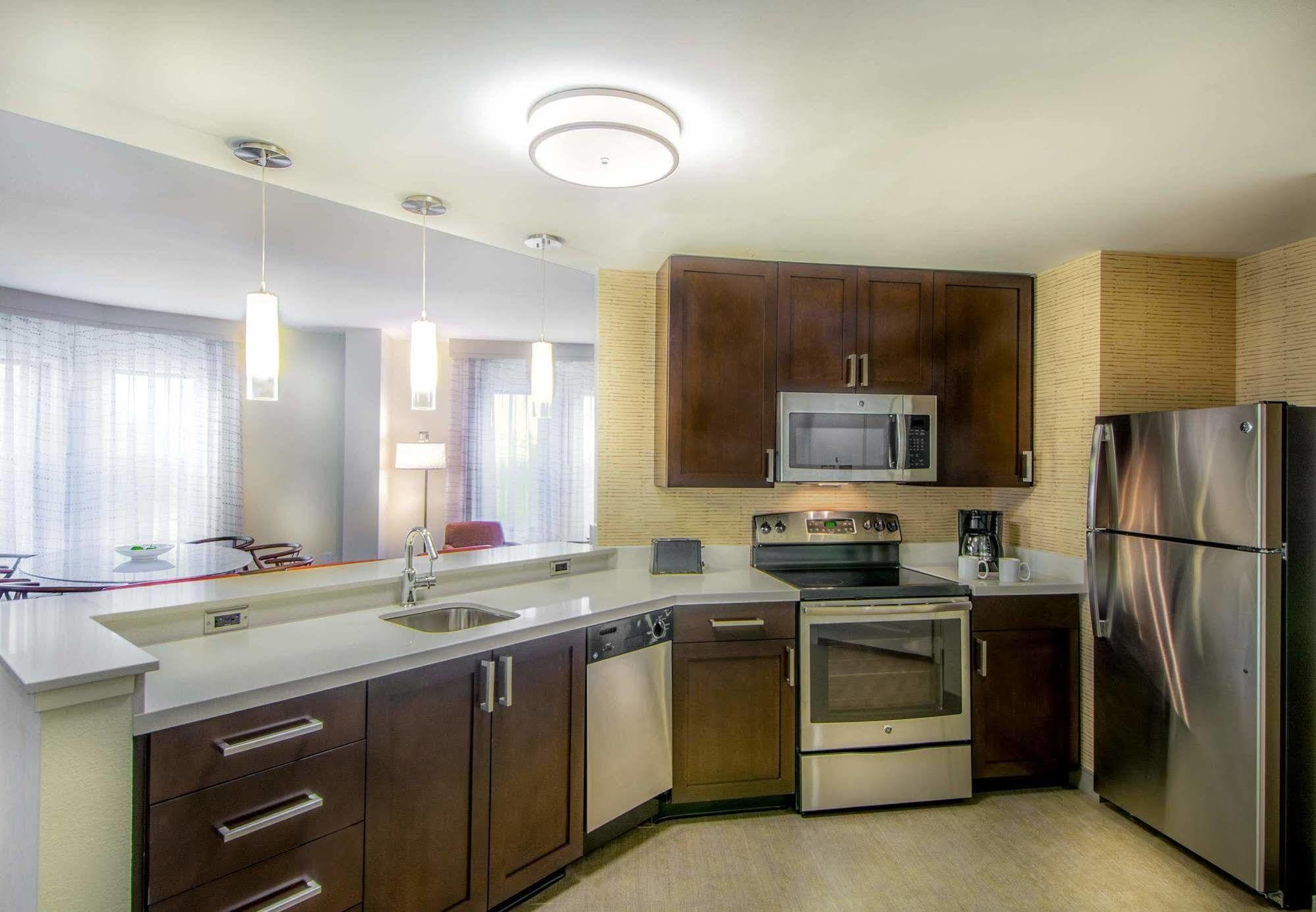 Residence Inn By Marriott Charlottesville Downtown Екстериор снимка