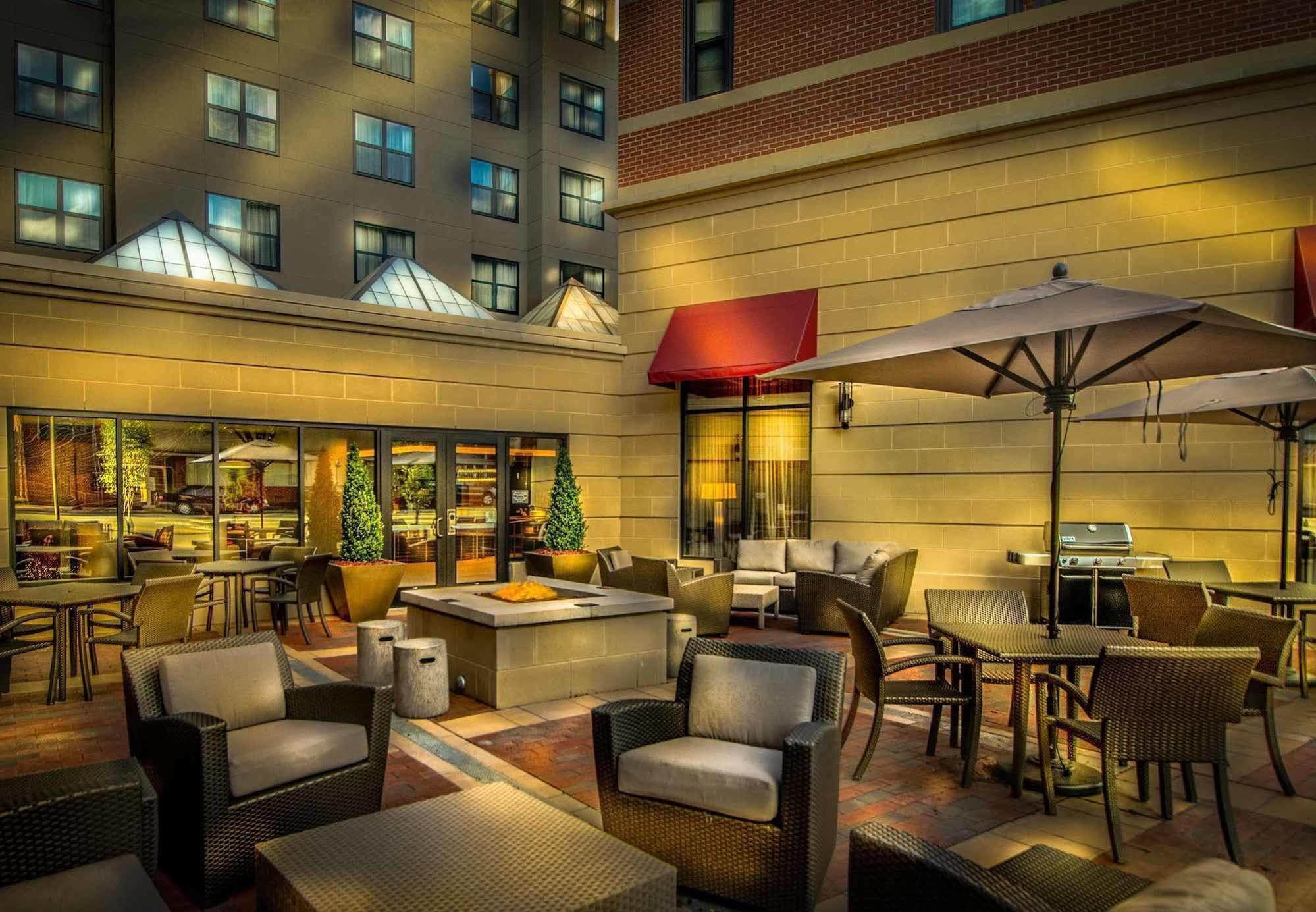 Residence Inn By Marriott Charlottesville Downtown Екстериор снимка